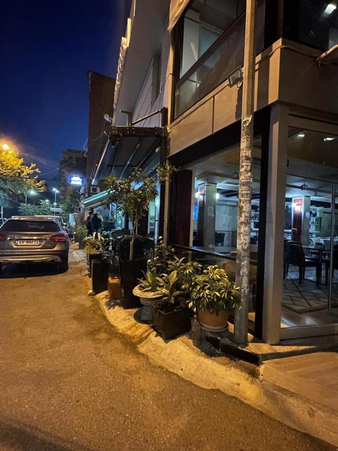 Hotel Piemonte Tirana Bagian luar foto