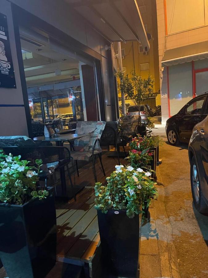 Hotel Piemonte Tirana Bagian luar foto