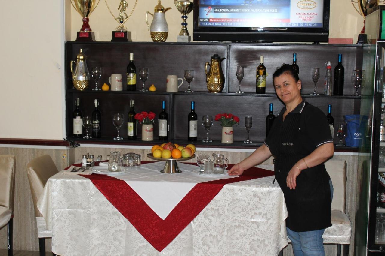 Hotel Piemonte Tirana Bagian luar foto